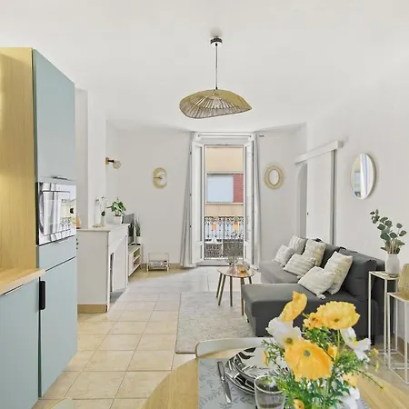 Charming 2-room In Center * Hyeres