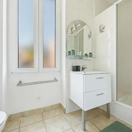 Apartment Charming 2-room In Center